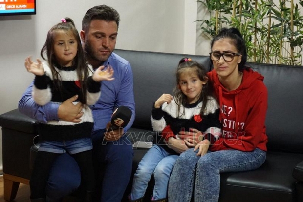 Avusturya Akyazılı Ailenin Bebeğini Elinden Aldı