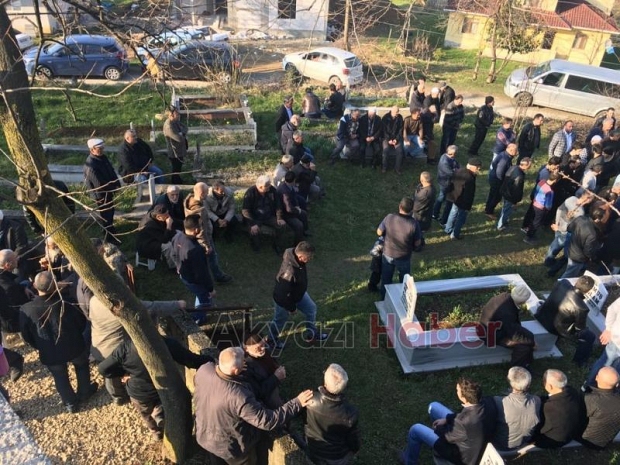 Ayşe Sağlam Defnedildi