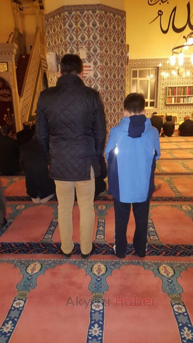BABA OGUL AYNI SAFTA