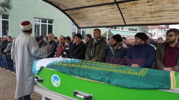 Başkan Ailesi Büyüğünü Defnetti