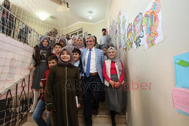 BAŞKAN AKCAN OKUL ZİYARETLERİNE DEVAM EDİYOR