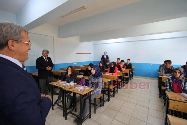 Başkan Akcandan Ahi Evran Meslek Lisesine Ziyaret