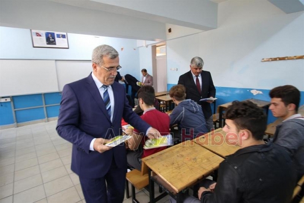 Başkan Akcandan Ahi Evran Meslek Lisesine Ziyaret