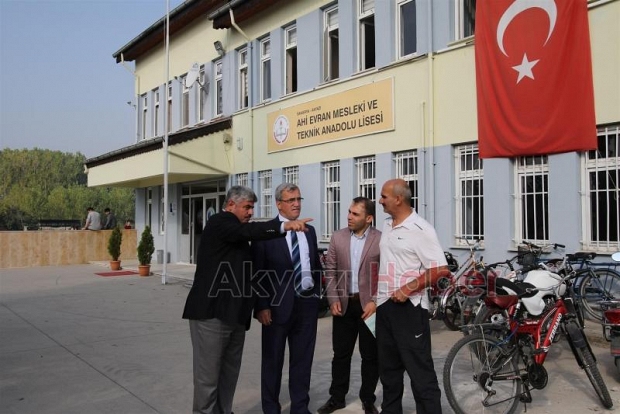 Başkan Akcandan Ahi Evran Meslek Lisesine Ziyaret