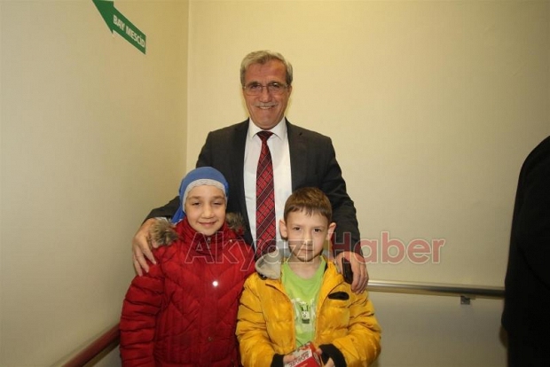 Başkan Akcan'dan Kandil Ziyareti
