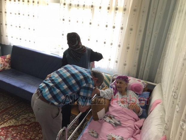 Başkan Hasan Akcan Anneler Günü Ziyareti 