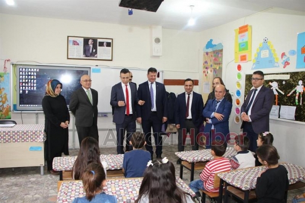 Başkan Soykan Öğrencilerin Karne Sevincine Ortak Oldu