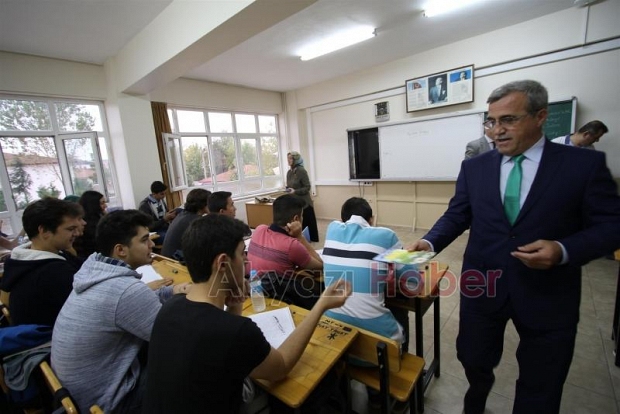  BAŞKANDAN KONURALP ANADOLU LİSESİNE ZİYARET