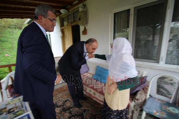 BAŞKANLARDAN  ASIRLIK ÇINARLARA ZİYARET