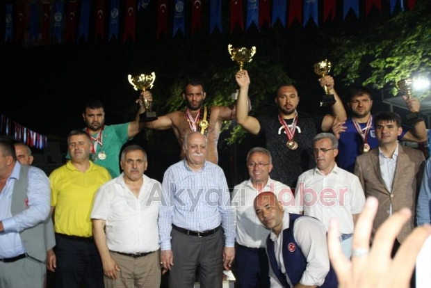 Başpehlivan Hamza Köseoğlu Oldu