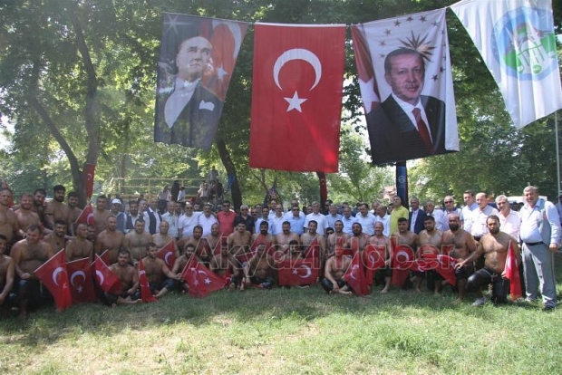 Başpehlivan Hamza Köseoğlu Oldu