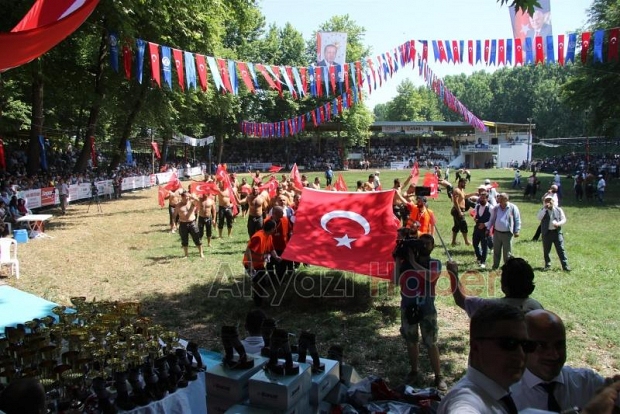 Başpehlivan Hamza Köseoğlu Oldu