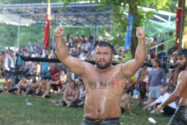 Başpehlivan Hamza Köseoğlu Oldu
