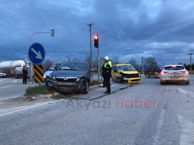  Batakköy Kavşağında Kaza