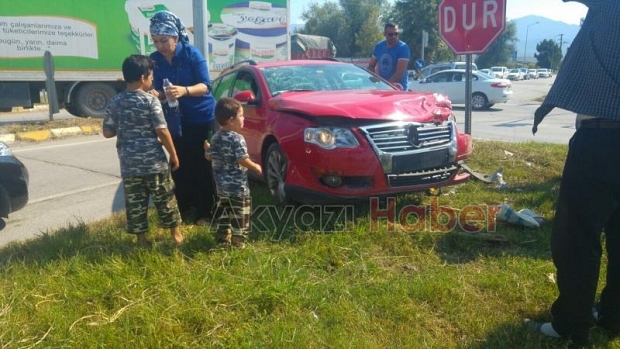 Batakköy Kavşağında Trafik Kazası