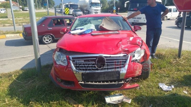 Batakköy Kavşağında Trafik Kazası