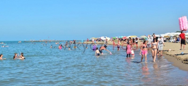 Bayramda nüfusunun 10 katı misafir ağırladı