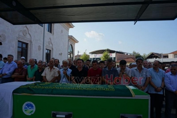 Belediye personeli Adnan Rençber in Annesi defnedildi