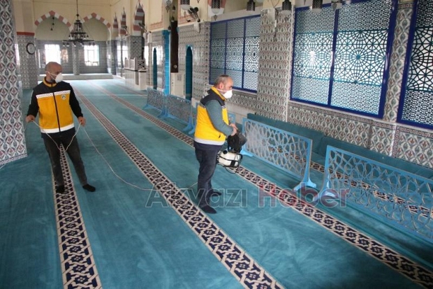 Belediye Sağlık işlerinden Camilere İlaçlama