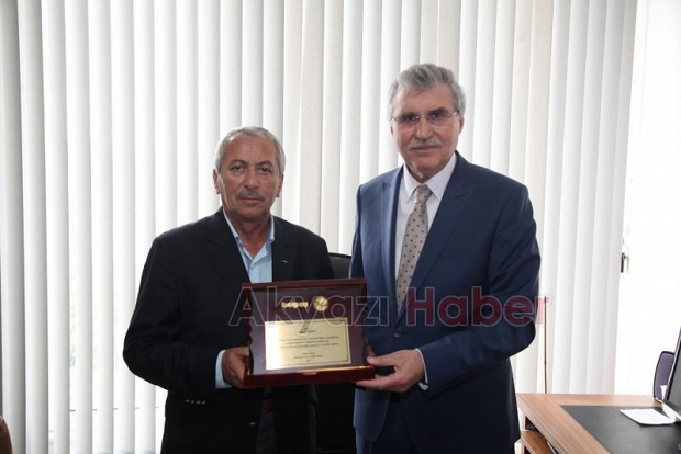 Belpaşda devir teslim