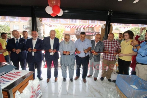 Beş Kardeşler Marketin 3. Şubesi Dualarla Açıldı