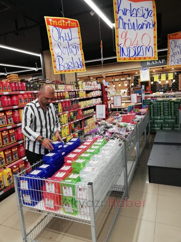 Beşkardeşler kırtasiye sezonunu açtı