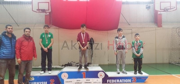 Bilek Güreşinde İl Birincileri Akyazıdan