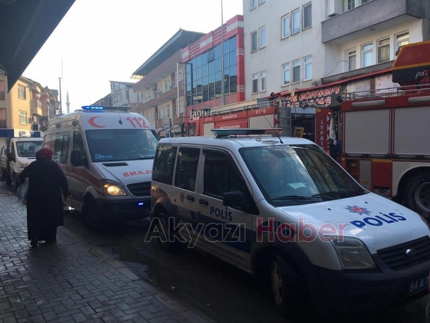EVDE YANGIN ÇIKTI iKi KiŞi ÖLÜMDEN DÖNDÜ