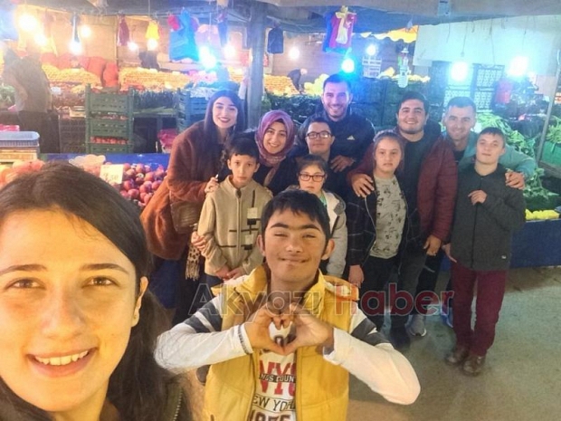 Bu özel günde Mikrafonları onlara bıraktık