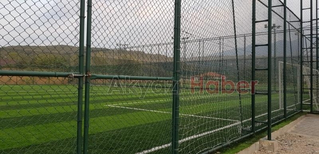 Çakırbey Halı Saha Kompleksi Göz Kamaştırıyor