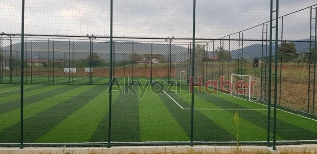 Çakırbey Halı Saha Kompleksi Göz Kamaştırıyor
