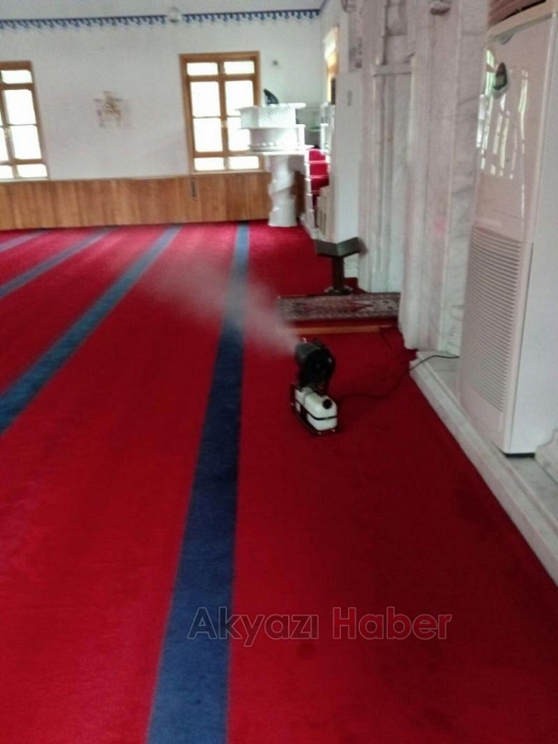 CAMİLERİMİZ İLAÇLAMA VE GÜL KOKUSU İLE RAMAZANA HAZIR