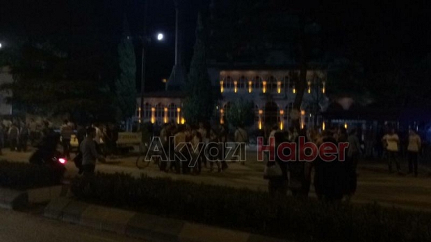 Çarşı İçinde Silah Sesleri Yükseldi
