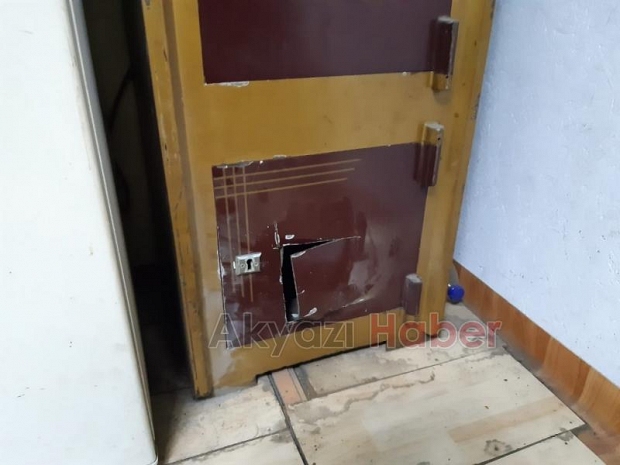 Çelik kasadaki 110 bin TL yi böyle çaldı