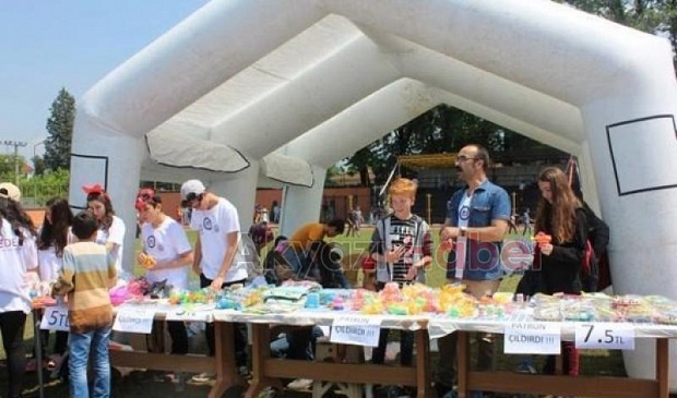 Çocuk Şenliğinde Çocuklar Gün Boyu Eğlendi