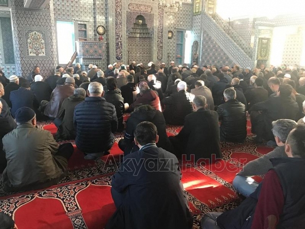 Coşkun Furuncu’nun okuması yapıldı, cami dolup taştı