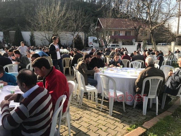 Coşkun Furuncu’nun okuması yapıldı, cami dolup taştı
