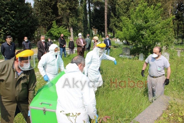 Coşkun Kilit dualarla defnedildi