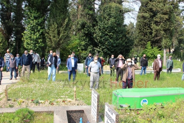 Coşkun Kilit dualarla defnedildi