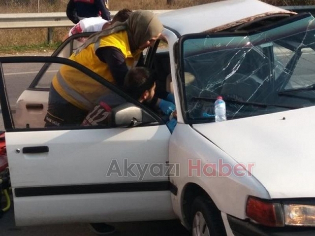 D140 Akyazı Gişelerinde Sıkışmalı Trafik Kazası