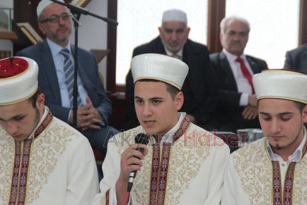 Darül Kurra Cami Dualarla İbadete Açıldı