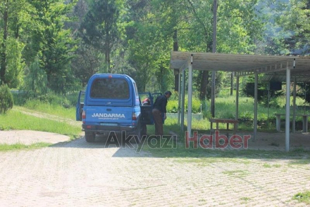 Defineciler Mezarlıklara Dadandı