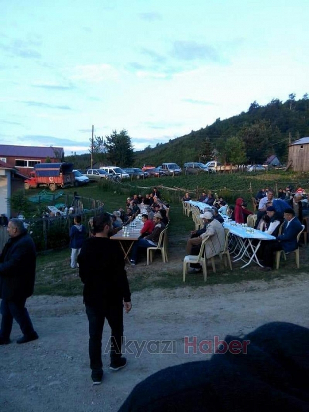 Demiralay Ailesi nden Mevlit Programı