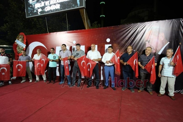 DEMOKRASİ NÖBETİ 21. GÜNE ULAŞTI