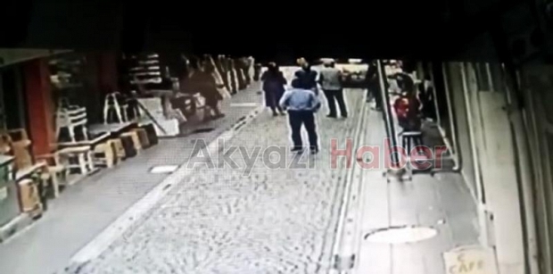 Deprem anındaki panik kamerada