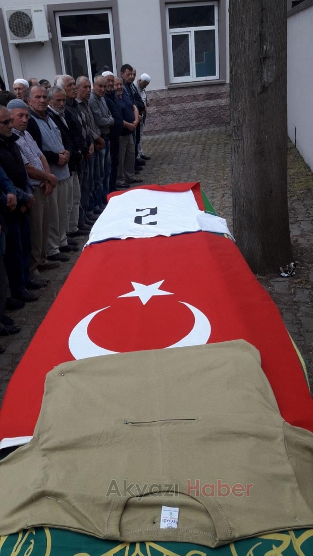 Dün askere gidecekti  bugün toprağa verildi