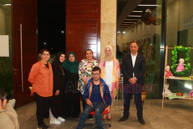DÜNYA ENGELLiLER ve ANNELER GÜNÜ iFTARLA ŞENLENDi