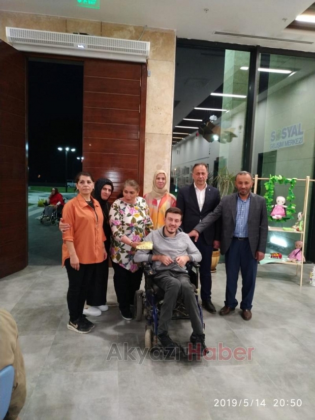 DÜNYA ENGELLiLER ve ANNELER GÜNÜ iFTARLA ŞENLENDi