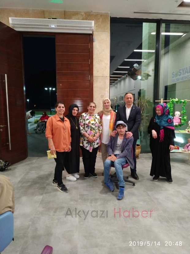 DÜNYA ENGELLiLER ve ANNELER GÜNÜ iFTARLA ŞENLENDi
