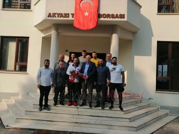 Dünya Şampiyonuna memleketinde Coşkulu karşılama